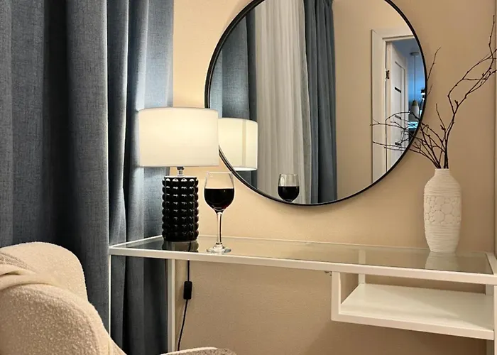 New Charm Apartments Near Border